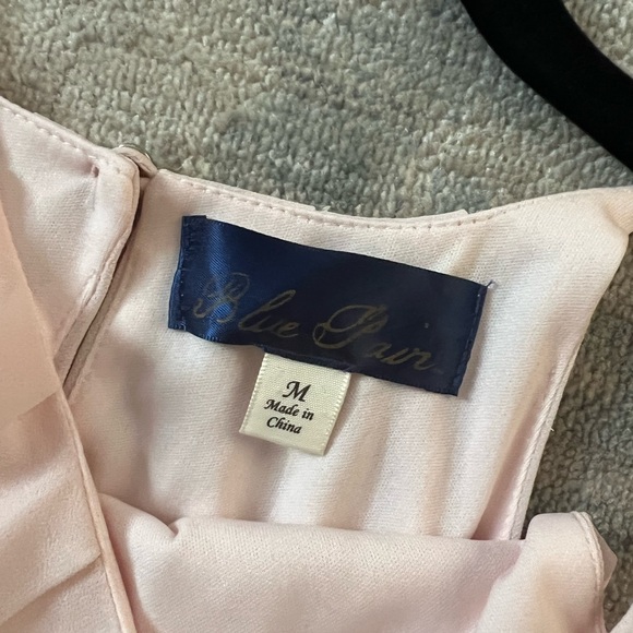 PINK DRESS - Picture 2 of 2